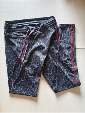 The Upside Black Leopard-Print Active Leggings with Pink Black Green Trim Size L